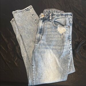 American Eagle Stretchy Mom Jeans (short)